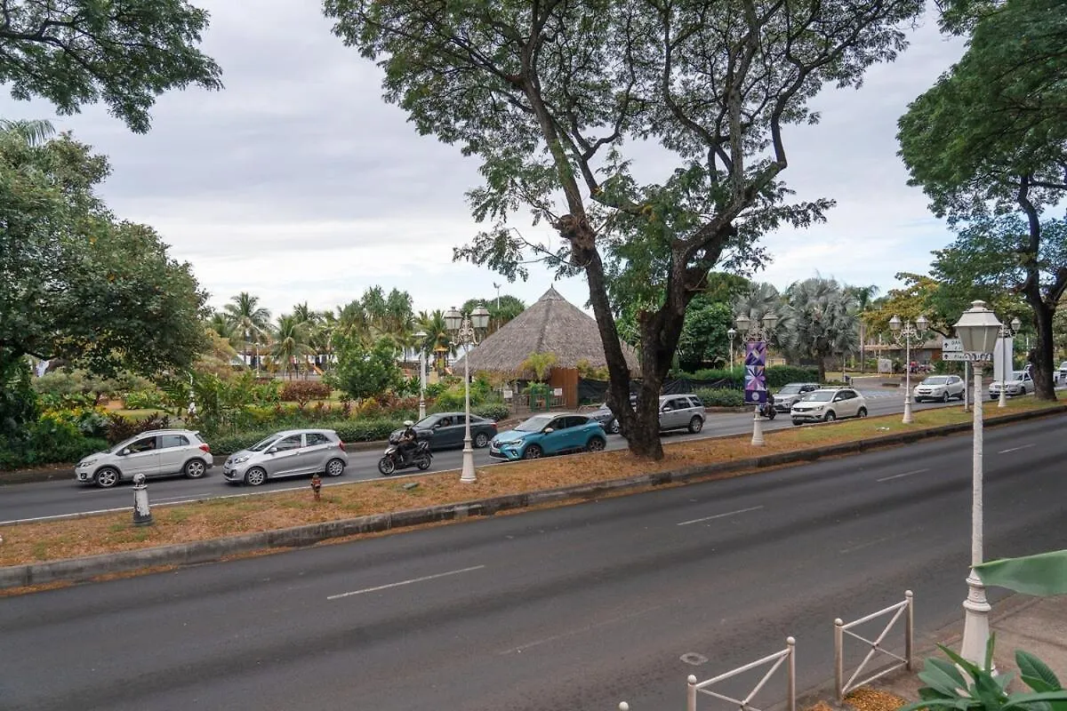Grand F4, Papeete Frant De Mer Teava 0*, Papeete (Tahiti) French Polynesia